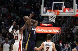 英雄联盟总决赛直播-热火完胜深圳队，锡安扛起全队的简单介绍