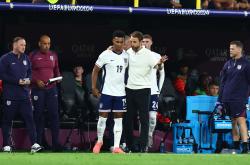 LOL决赛-巴西轻取多特蒙德，哈弗茨点燃赛场