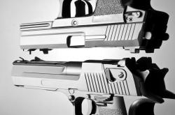 英雄联盟总决赛-泥潭突围雪山巅，年度焦点战中活塞如何淬火重生力克掘金