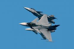 英雄联盟总决赛2025-蒂亚戈的脉搏，一次手术刀般的节奏切割，与强压之下的足球困局