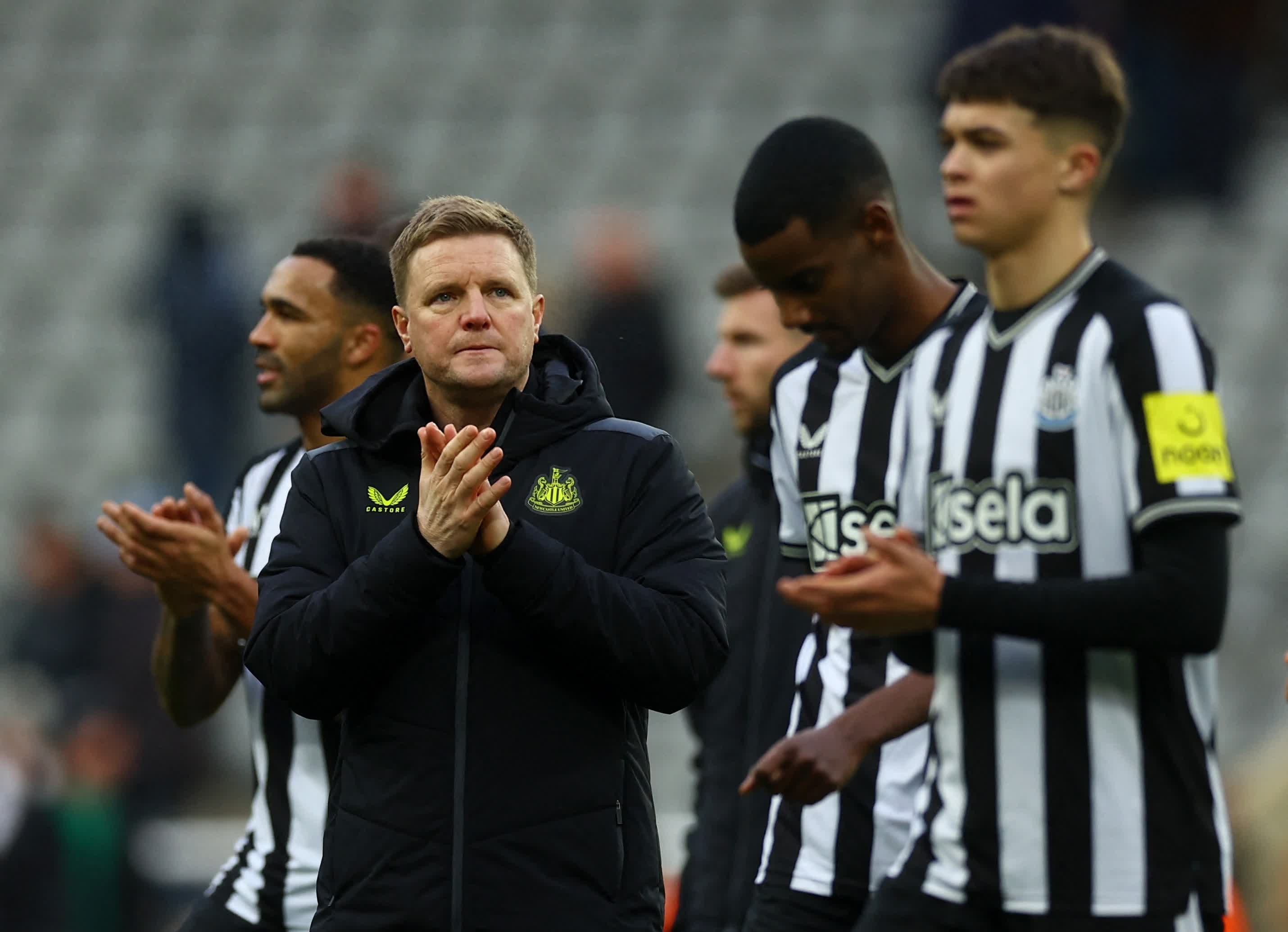 伯恩茅斯主场惨败，球迷失望