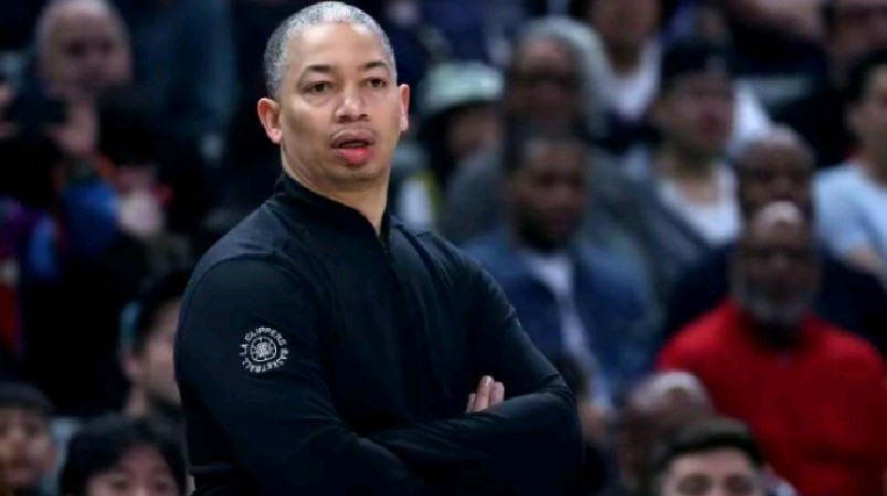 快船队客场胜太阳队，战绩保持完美