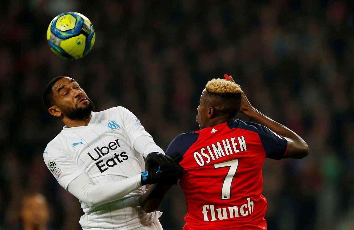 瓦朗谢纳击败南特，登顶积分榜