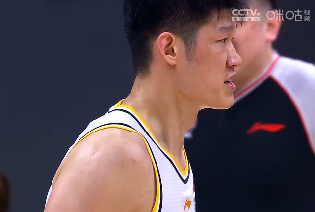 广州队主教练扬言冲击季后赛