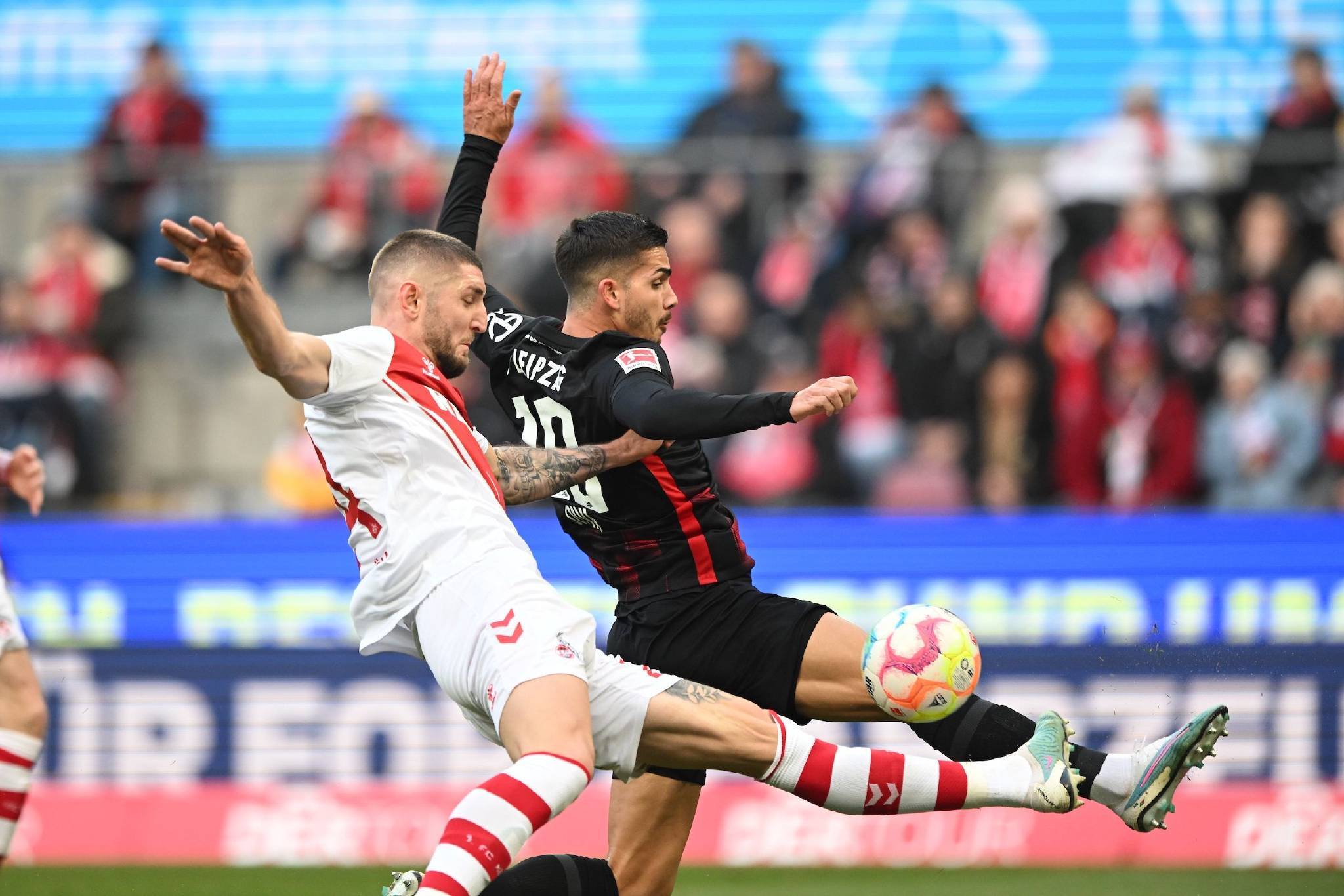 法兰克福主场失利，排名下滑至第十二的简单介绍