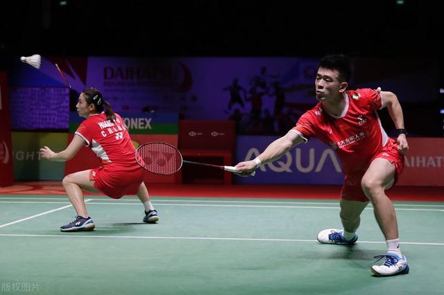 日本队碾压法国队,陈雨菲扛起全队 日本队碾压法国队,陈雨菲扛起全队