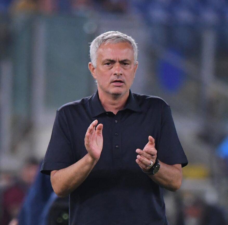 南安普顿青训球员崭露头角,成为球队未来希望 南安普顿青训球员崭露头角,成为球队未来希望