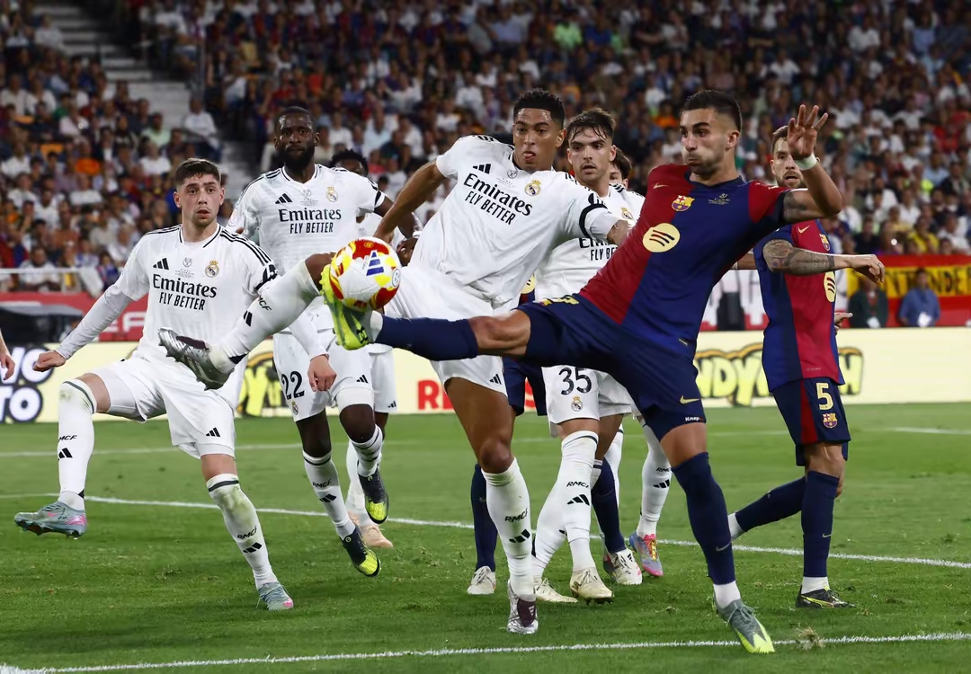 皇马将在主场对阵巴伦西亚展开角逐