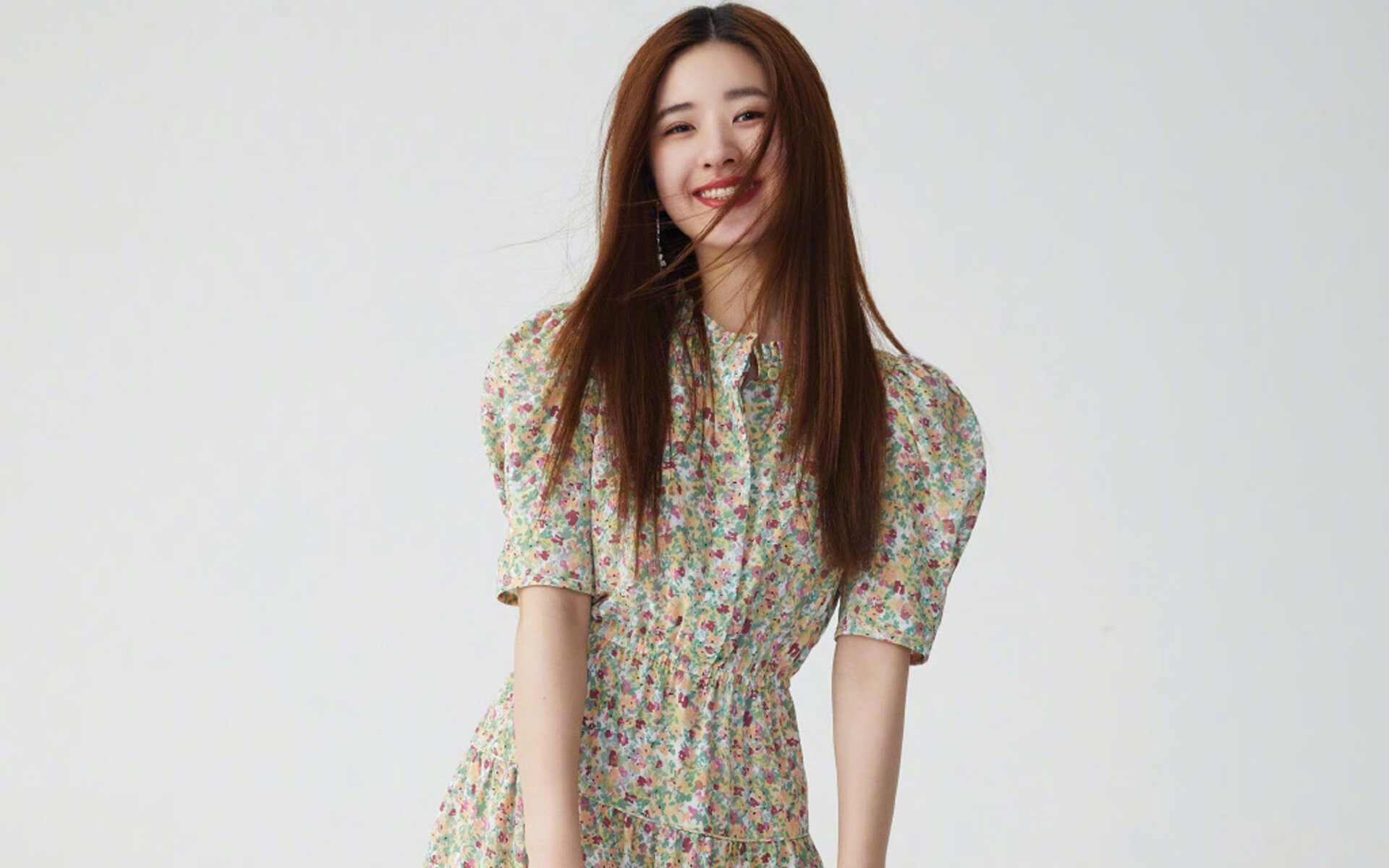 非洲对决中的欧洲之星,弗拉霍维奇高光表现照亮几内亚vs喀麦隆之战