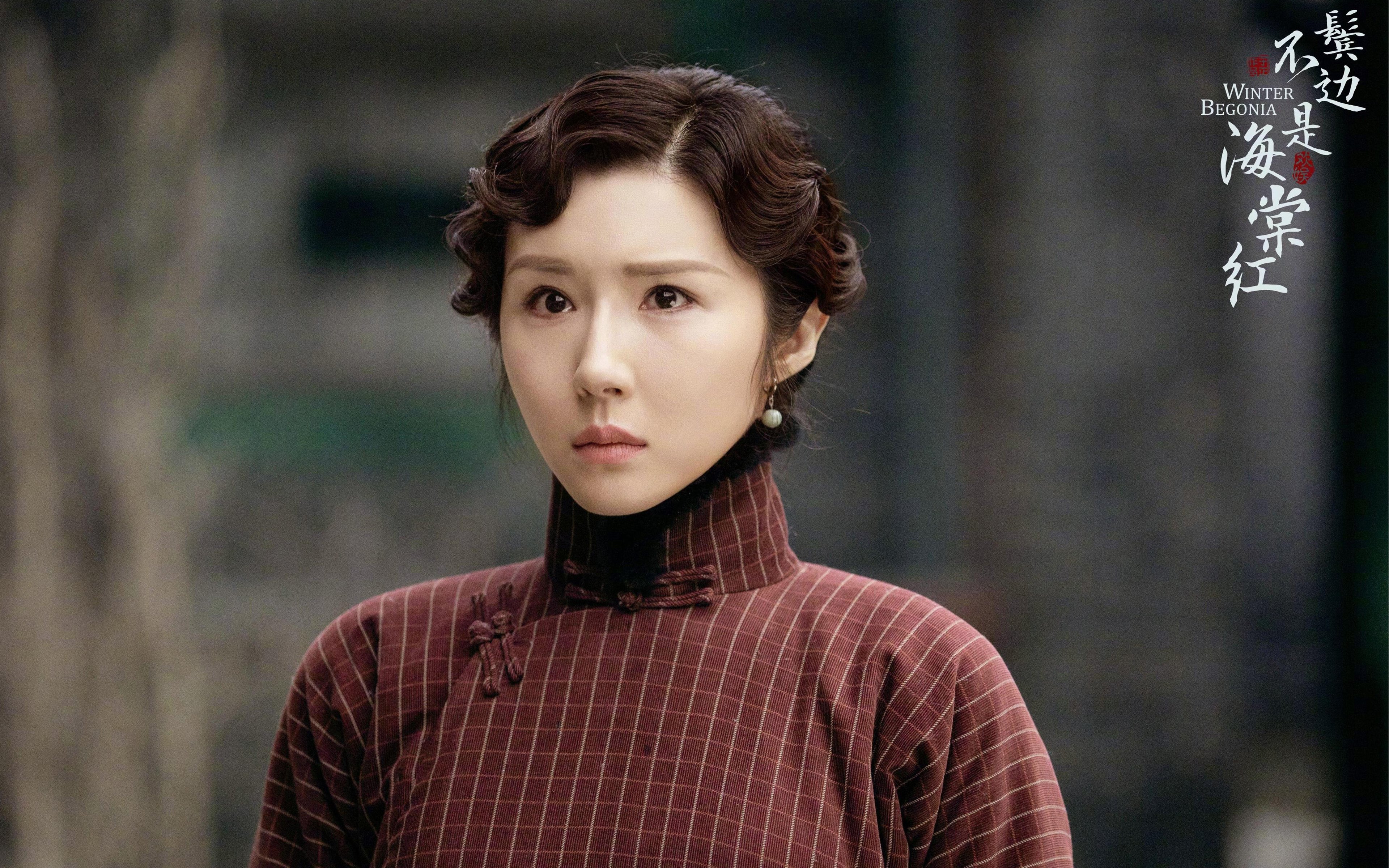 历史交汇夜,莱万无懈可击,曼联终场绝杀—足球的两种极致演绎