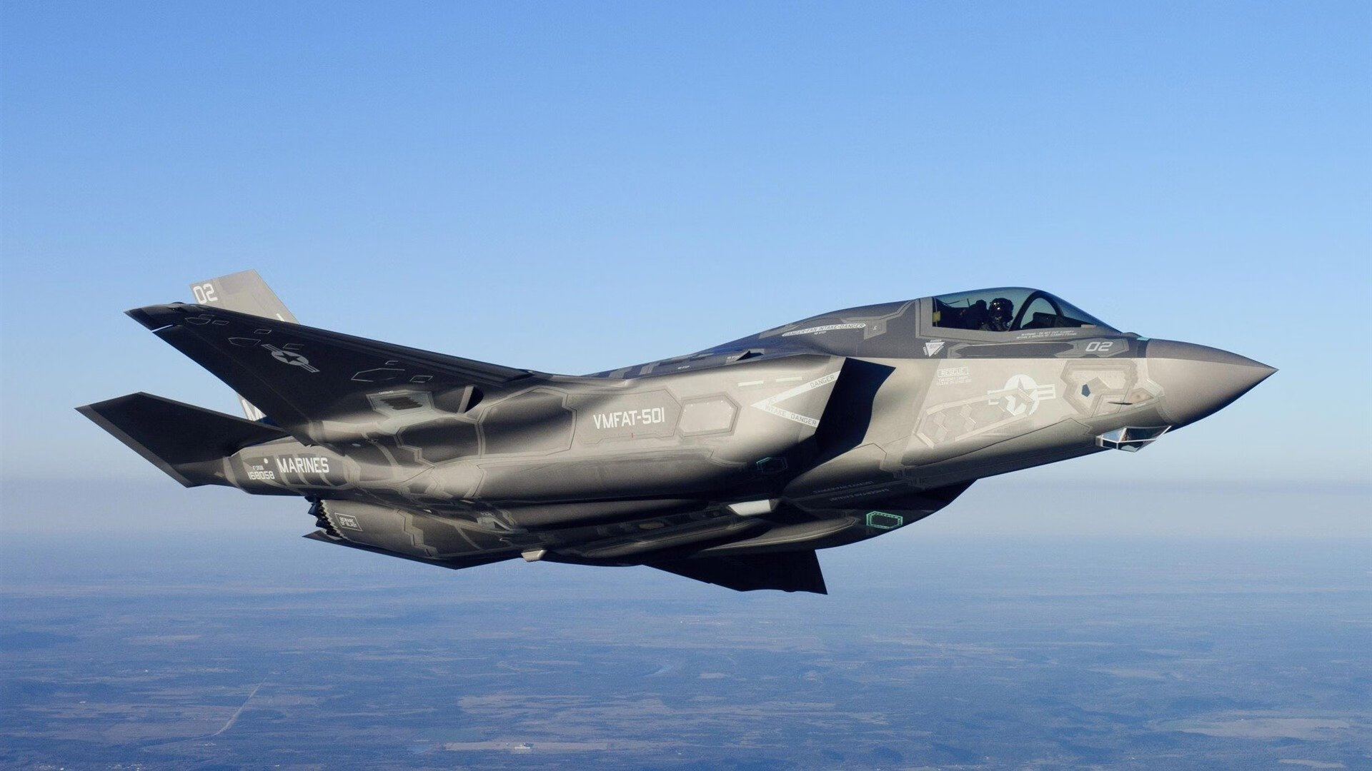 横穿全场的绝响，拉文逆天三分定格唯一之夜