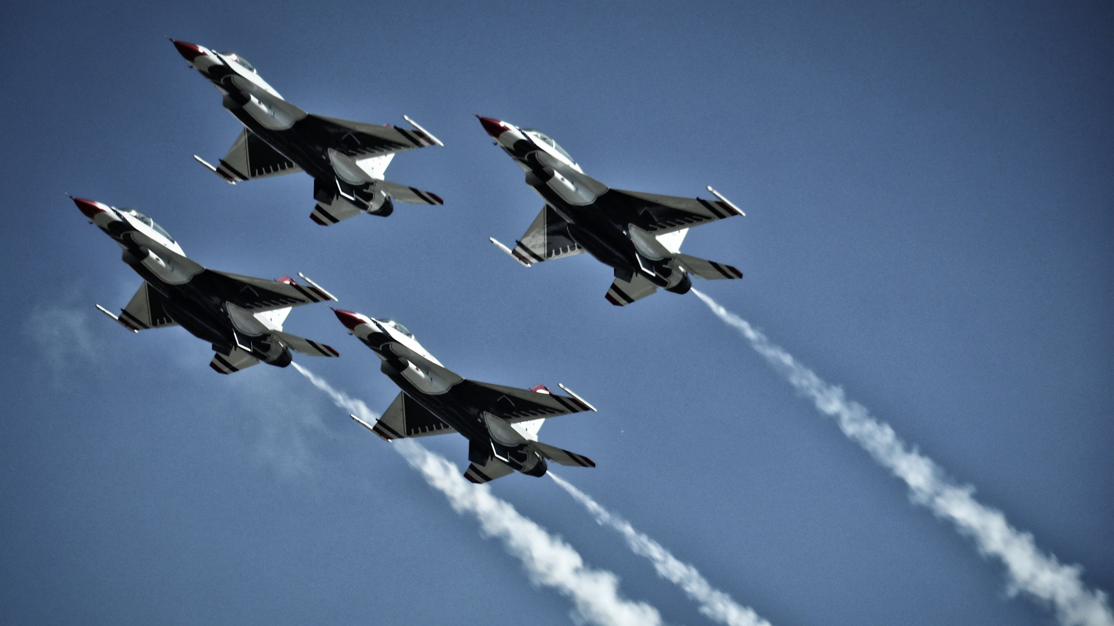 横扫与教科书，现代篮球的终极答案