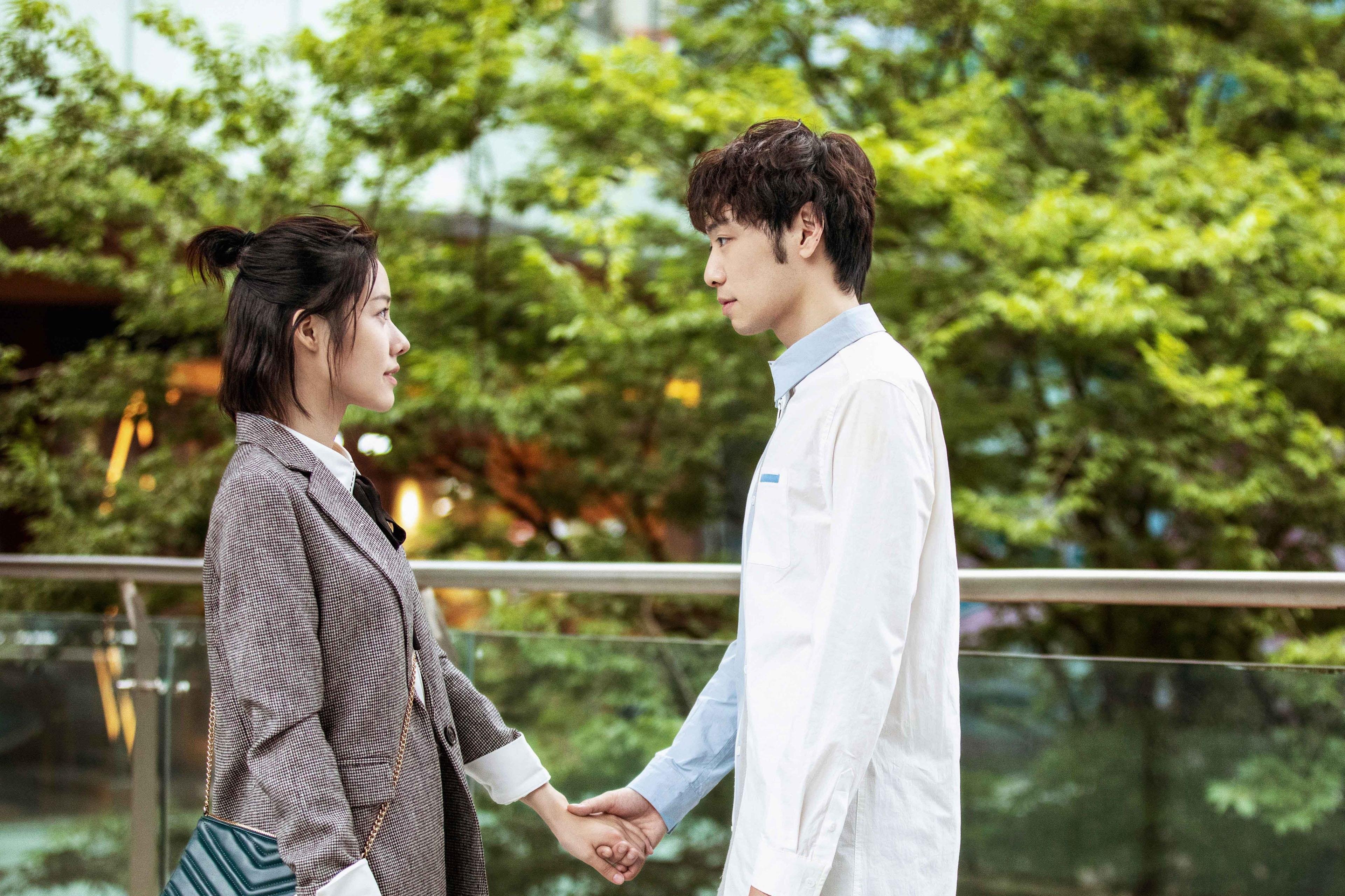 冰与火的交锋，当迈阿密热浪遭遇孟菲斯暴雪，戈贝尔如何成为攻防转换的暴风眼？